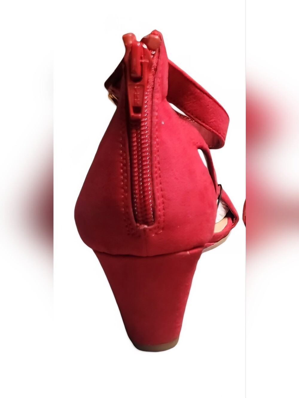 Sun + Stone Women's Jossie Faux Suede Wedge Sandals in red Size 8.5 - Picture 11 of 11